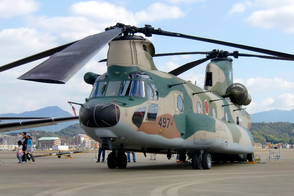 JASDF CH-47J(LR) fukuoka 20121103130950