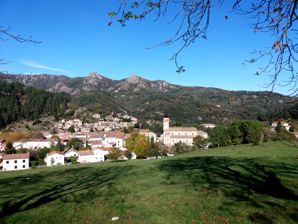 Jaujac - Vue sur le village