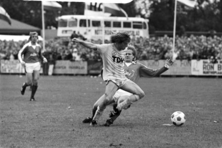 Jesper Olsen in actie, Bestanddeelnr 932-7262