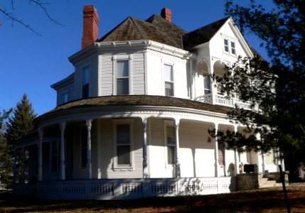 James A. Beattie house (Lincoln, Nebraska) from SW 1