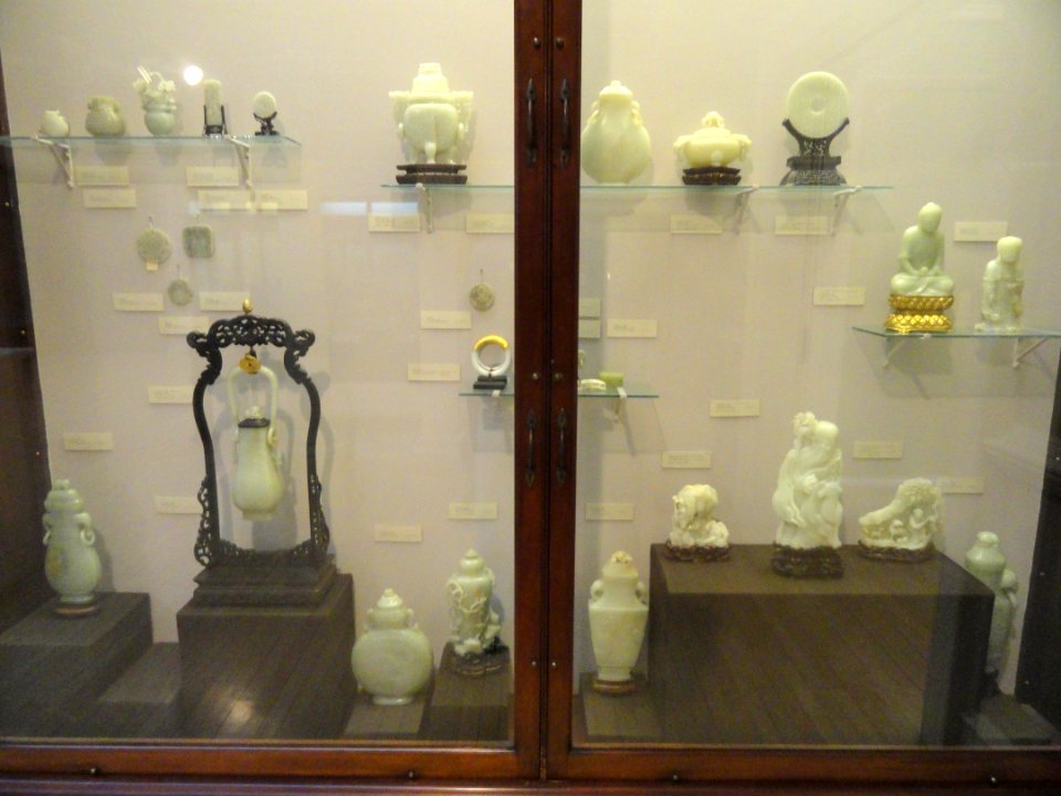 Jade exhibit - George Walter Vincent Smith Art Museum - DSC03832