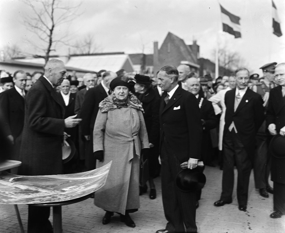 Jaarbeurs Utrecht. Bezoek Koningin zie 26739, Bestanddeelnr 902-6743