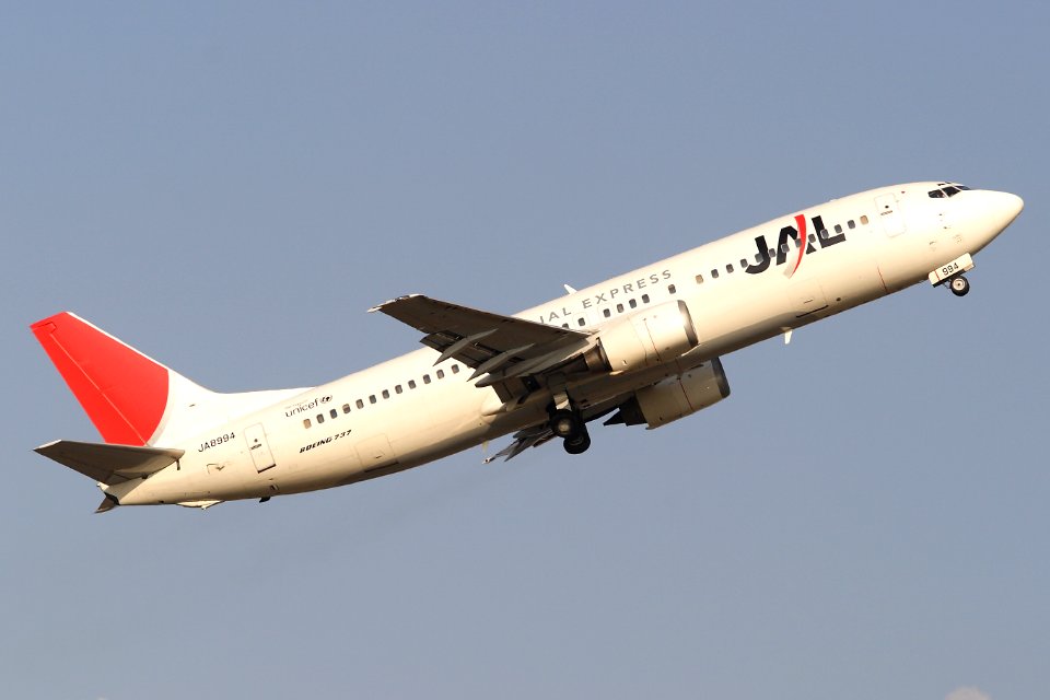 JalExpress B737-400 fukuoka 20081212145542