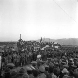 Jamboree 1963 te Marathon Griekenland De Nederlanders trekken voorbij, Bestanddeelnr 915-4418