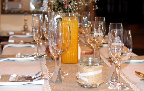 Cutlery prepare place cards photo