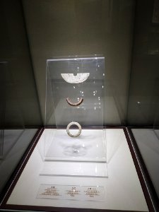 Jade Huang and Jade Huan, Neolithic Age, Yueyang Museum