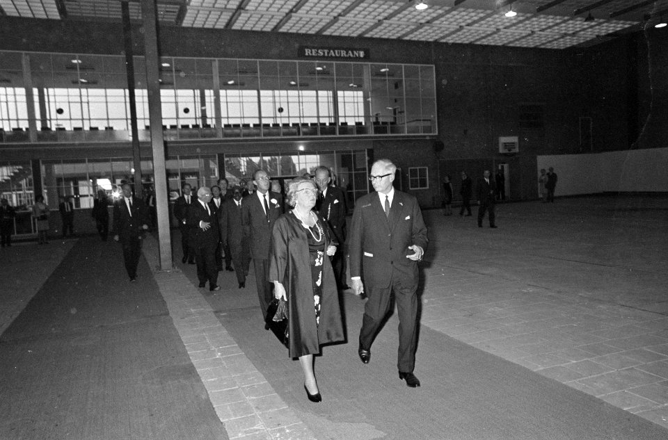 Jaarbeurzen, bezoeken, koninginnen, Juliana, koningin, Utrecht (prov), Utrecht (, Bestanddeelnr 919-5515