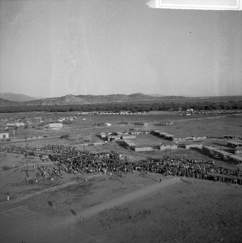Jamboree 1963 te Marathon Griekenland Overzicht en Jamboreekamp vanuit helicopt, Bestanddeelnr 915-4404