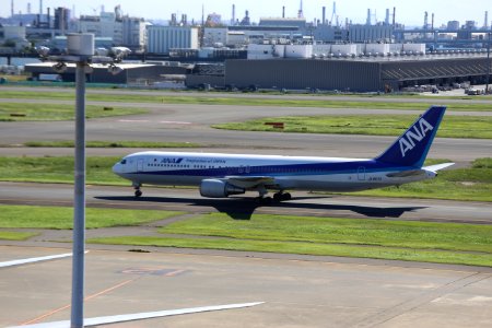 JA8670 RJTT 3