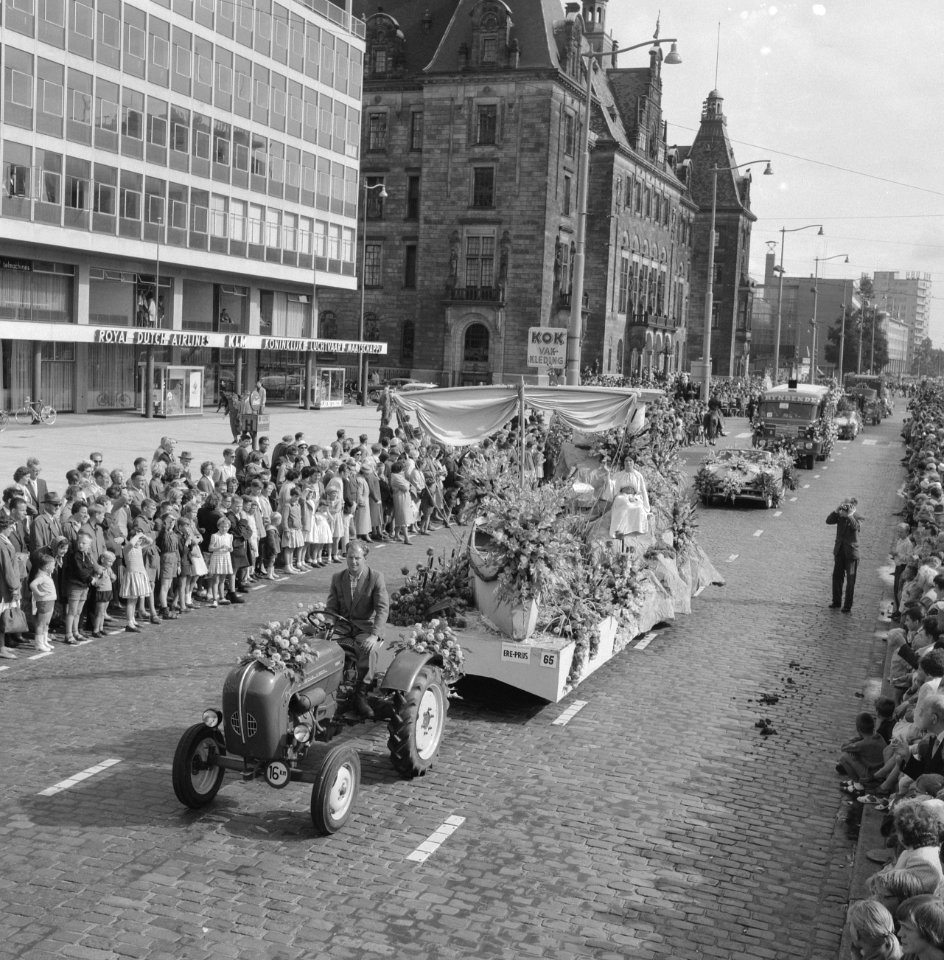 Jaarlijkse bloemencorso te Rotterdam, Bestanddeelnr 911-5191