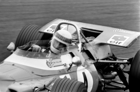 Jackie Stewart in actie in een Matra Ford, Bestanddeelnr 922-5523