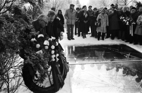 Jaarlijkse herdenking Nederlands Auschwitz Comite op de Nieuwe Oosterbegraafplaa, Bestanddeelnr 930-0925
