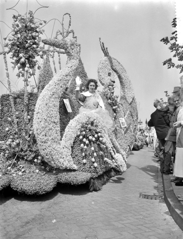Jaarlijkse bloemencorso in de bollenstreek, Bestanddeelnr 910-3222