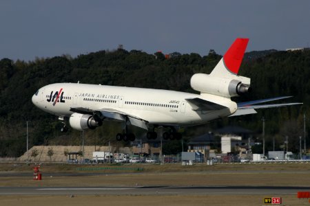 JAL-McDonnell Douglas DC-10-40I-JA8543-Fukuoka airport-20050314-150256