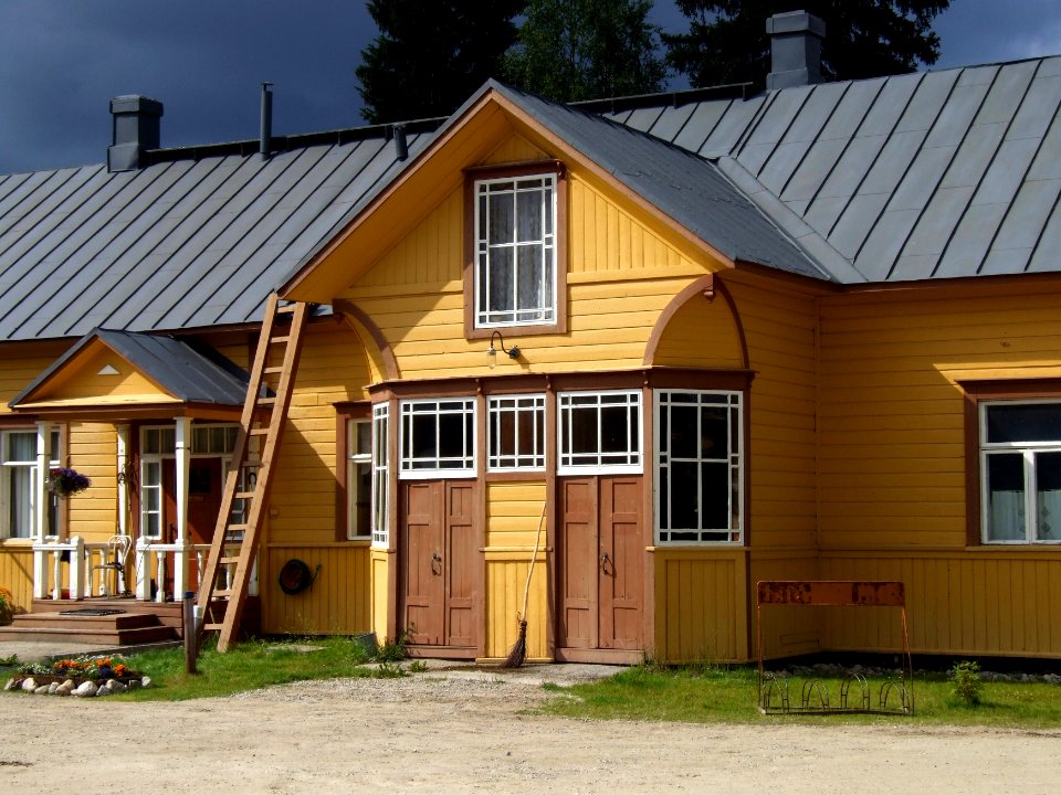 Jalavan kauppa Taivalkoski 20070727