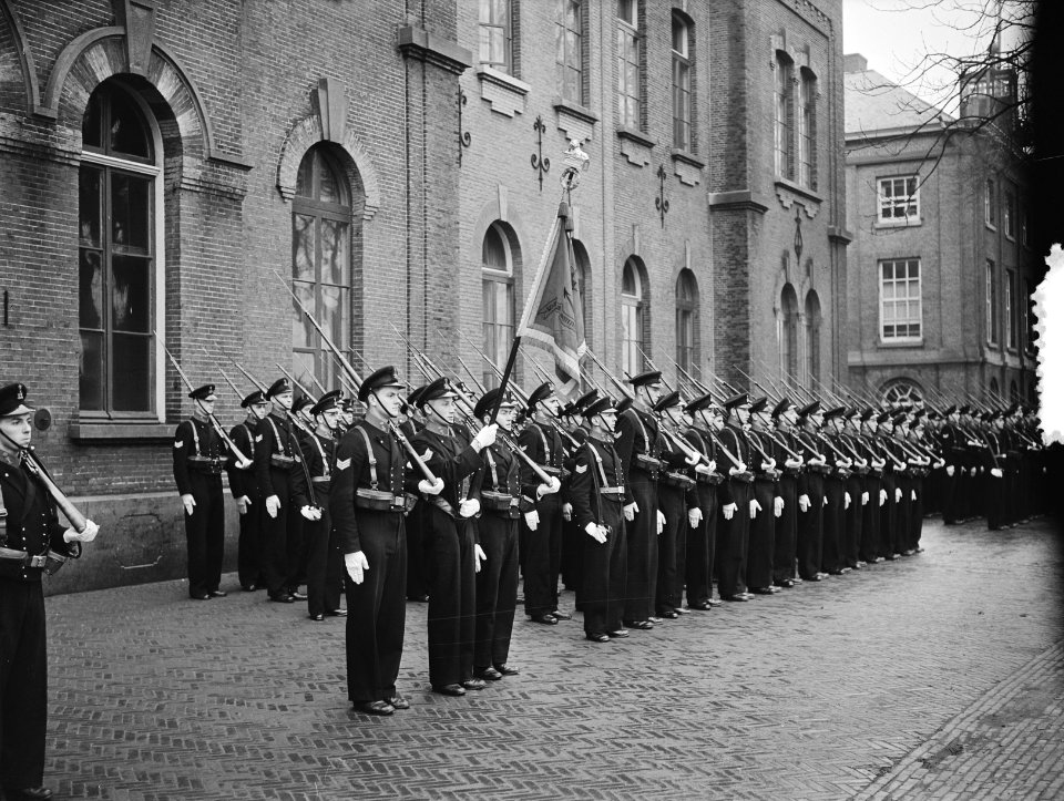 Jaarfeest Adelborsten Den Helder, Bestanddeelnr 904-8916