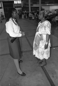 Jaarlijkse Brasade voor Surinamers in Jaarbeurs Utrecht Surinaamse vrouwen (ag, Bestanddeelnr 934-1393