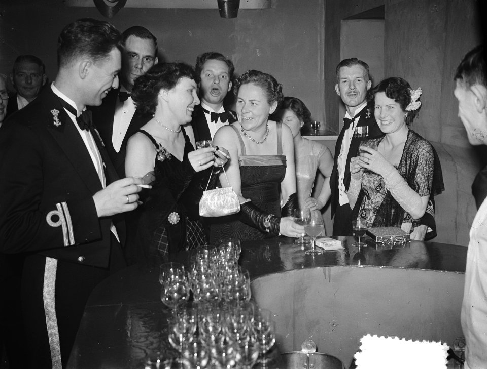 Jaarfeest Adelborsten Den Helder, Bestanddeelnr 904-8922