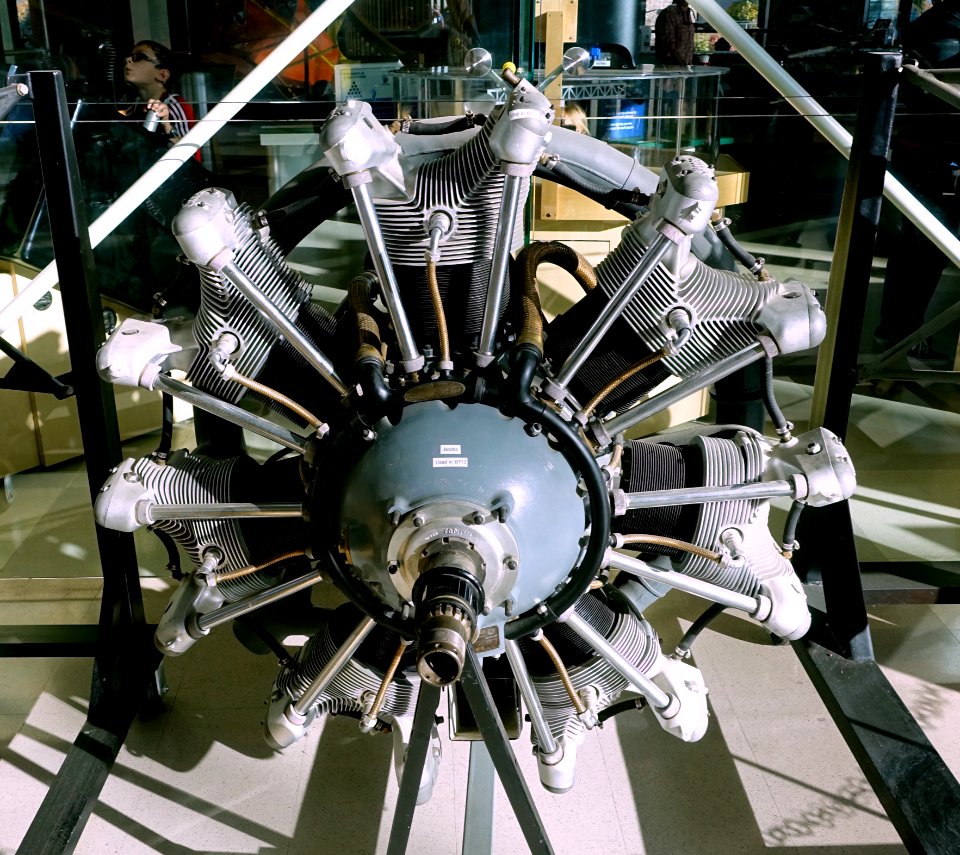 Jacobs engine, BT-13 - Evergreen Aviation & Space Museum - McMinnville, Oregon - DSC00478