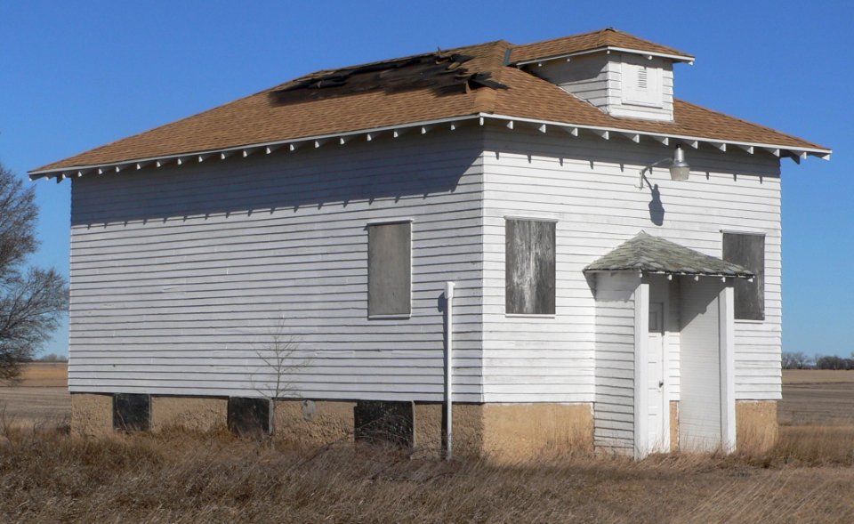 Jacobson School (Charles Mix Co) from SW 2