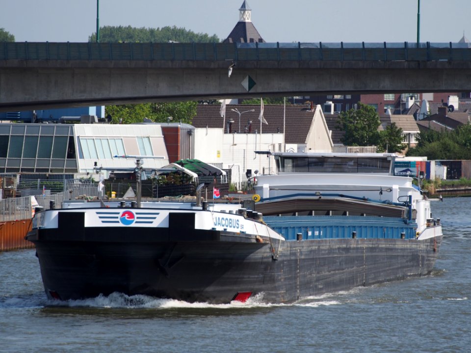 Jacobus Sr - ENI 02322706, Amsterdam-Rijn kanaal, pic1
