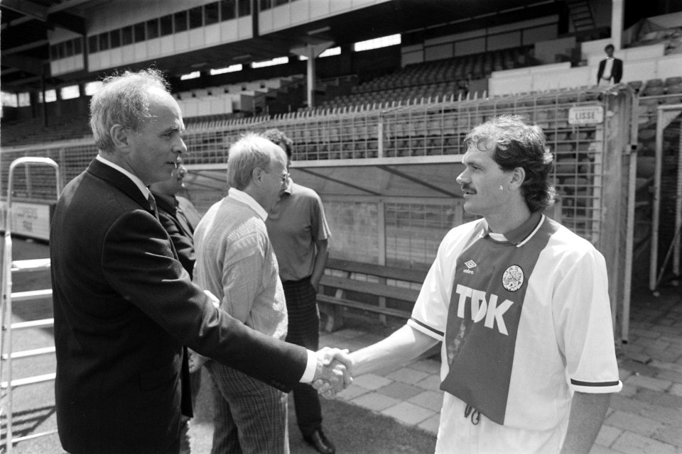 Jan Wouters met voorzitter Michael Van Praag, Bestanddeelnr 934-4780