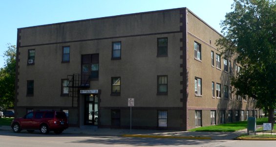 Jamestown Elizabeth Apts from SW 2
