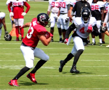 Jacob Tamme and Vic Beasley, 2016