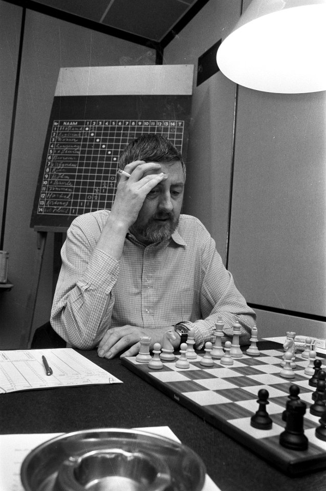 Jan Hein Donner aan zet, Bestanddeelnr 929-1326