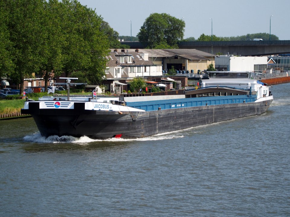 Jacobus Sr - ENI 02322706, Amsterdam-Rijn kanaal, pic2