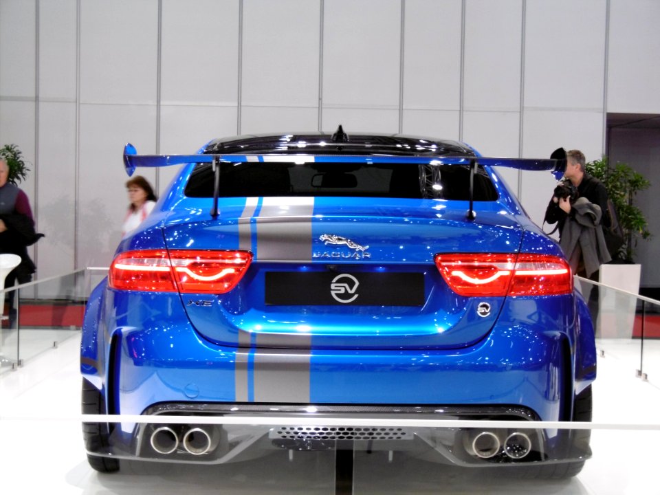 Jaguar XE SV Project 8 (5) - Vienna Autoshow 2018
