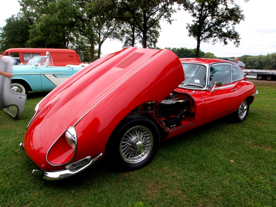 Jaguar E-type 4.2litre 2+2 (1968), Dutch licence registration AL-89-24 p3