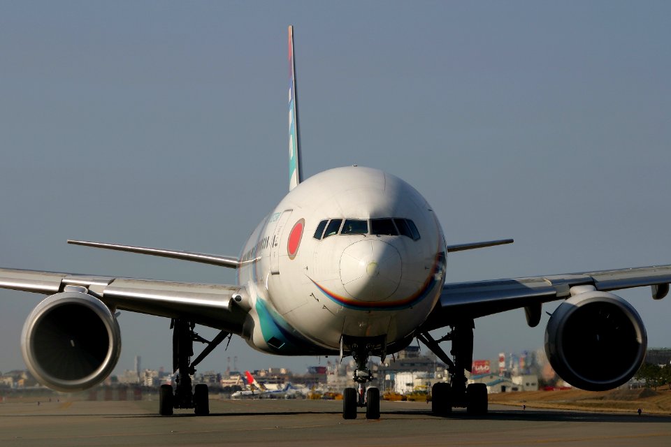 JapanAirSystem B777-200 fukuoka 20050213151538