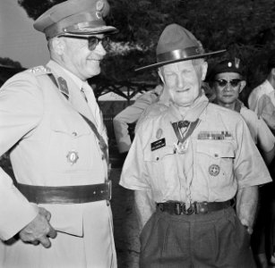 Jamboree 1963 te Marathon Griekenland Adjudant van prins en mr Wilson, Bestanddeelnr 915-4228