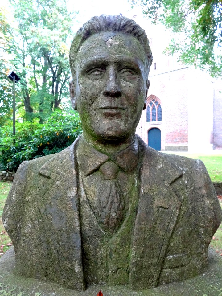 Jan Naarding borstbeeld Sleen