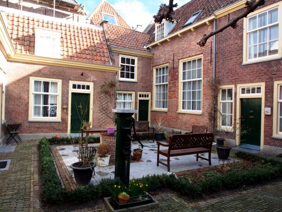 Jan Michielshof, Leiden