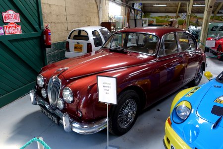 Jaguar Mark 2 1964 - Bentley Wildfowl and Motor Museum - Halland, East Sussex, England - DSC05833