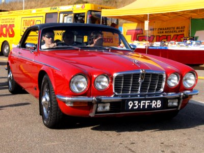 Jaguar XJ12 Coupe PI dutch licence registration 93-FF-RB pic 3