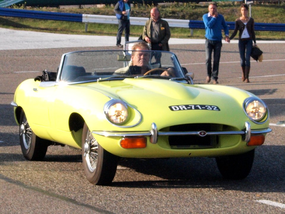 Jaguar E-Type dutch licence registration DR-71-32 pic5