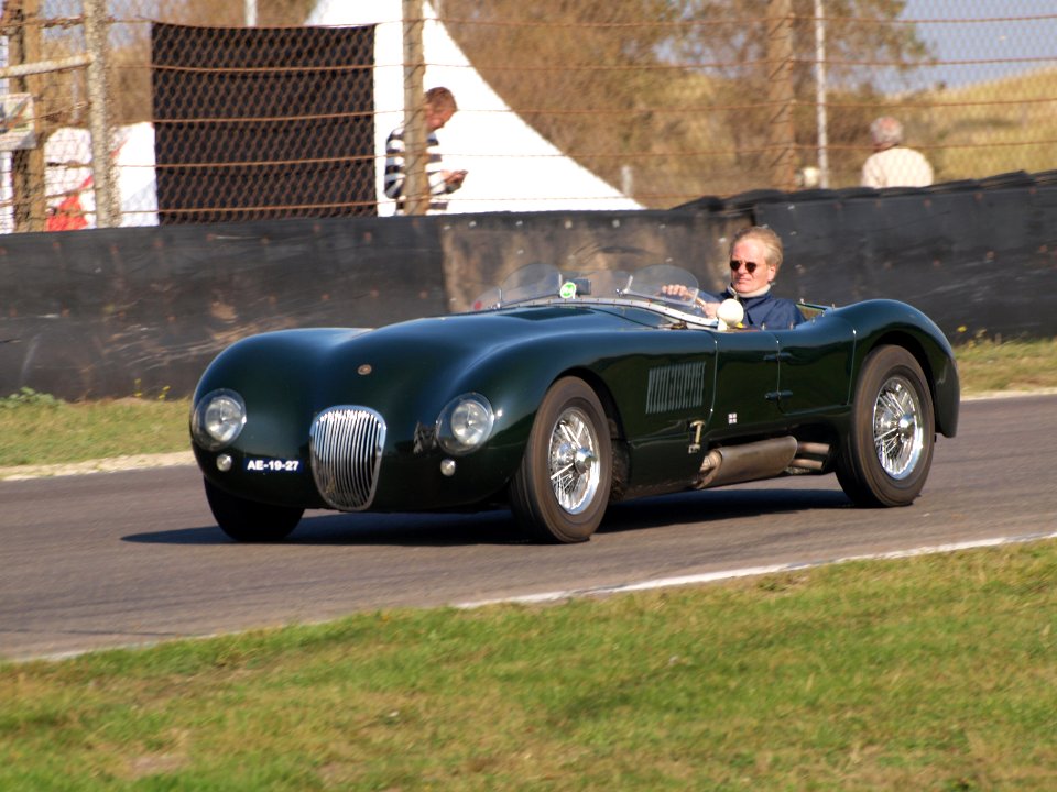 Jaguar C TYPE dutch licence registration AE-19-27 pic02