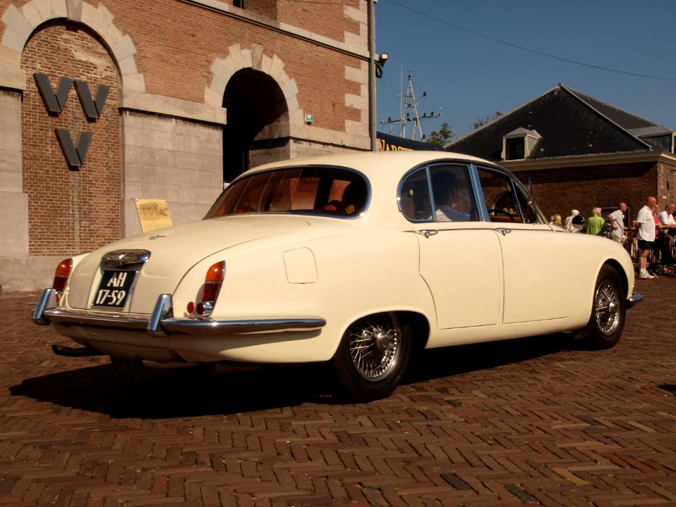Jaguar 3.8S (1967), Dutch licence registration AH-17-59 pic8
