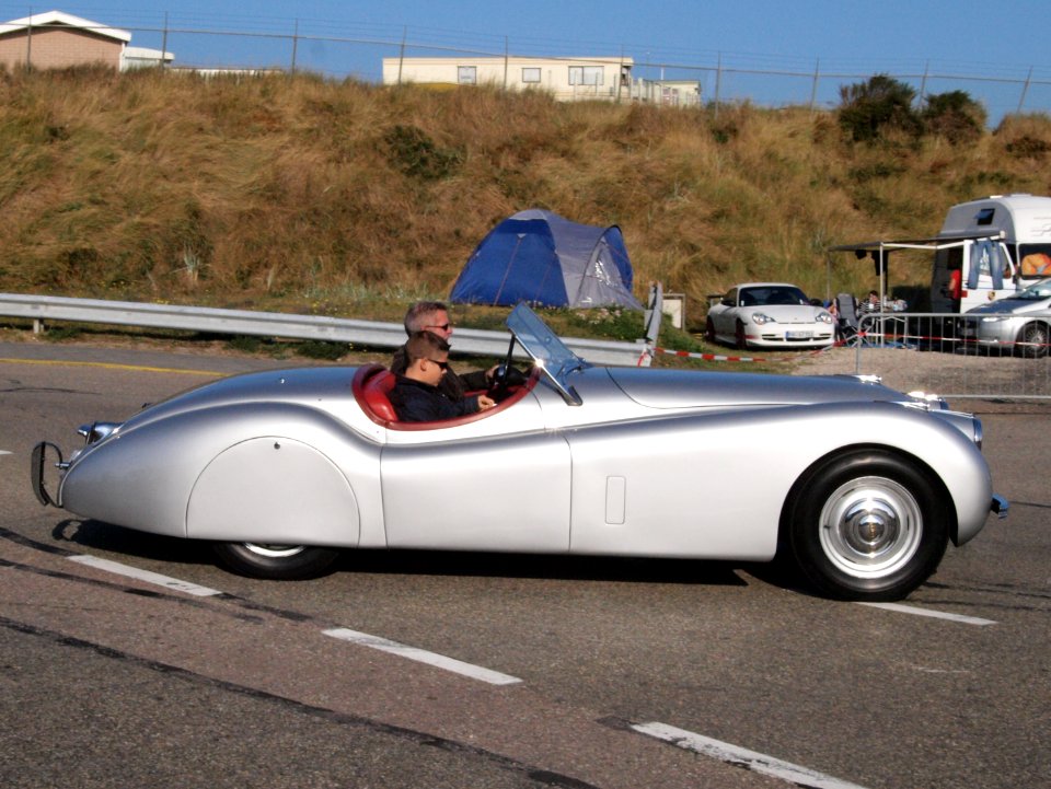 Jaguar XK 120 dutch licence registration DL-04-09 pic02