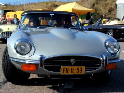 Jaguar E-type V12 Cabriolet Series 3 dutch licence registration FN-JL-59 pic2