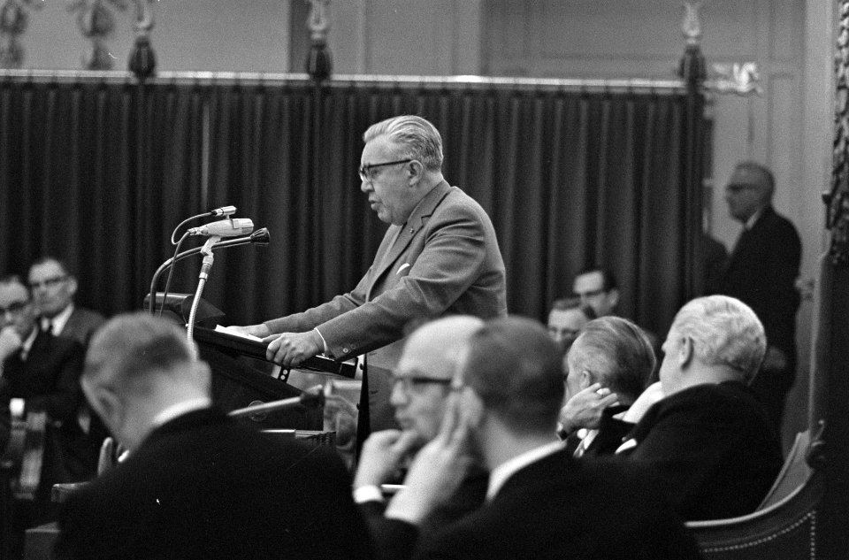 Jan van Bennekom (ARP) aan het woord, Bestanddeelnr 919-3308