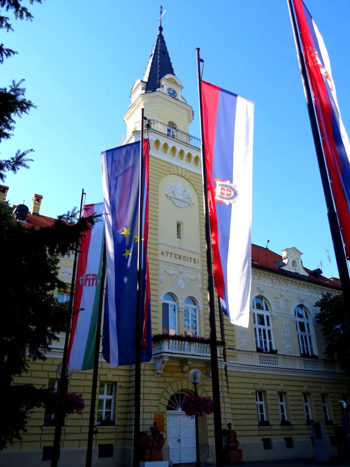 Kikinda main square nr 12
