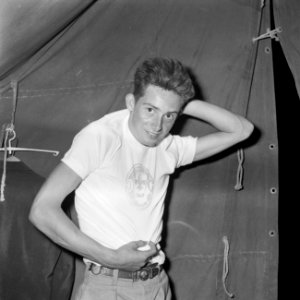 Jamboree 1963 te Marathon Griekenland Andre de Haan in het shirt waarin hij de , Bestanddeelnr 915-4254