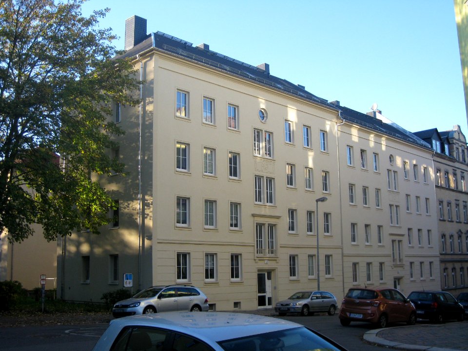 Jahnstraße 50, 52