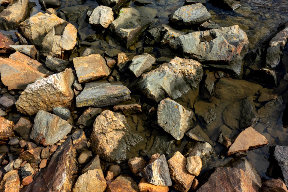 Jagged rocks at the shore of Holma marina