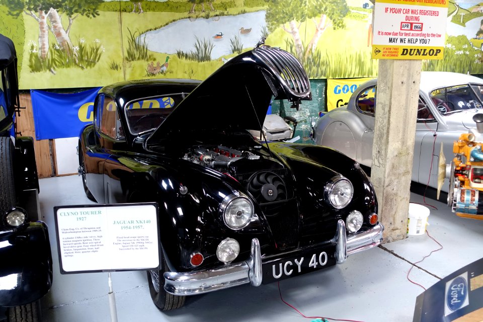 Jaguar XK140 1954-1957 - Bentley Wildfowl and Motor Museum - Halland, East Sussex, England - DSC05789