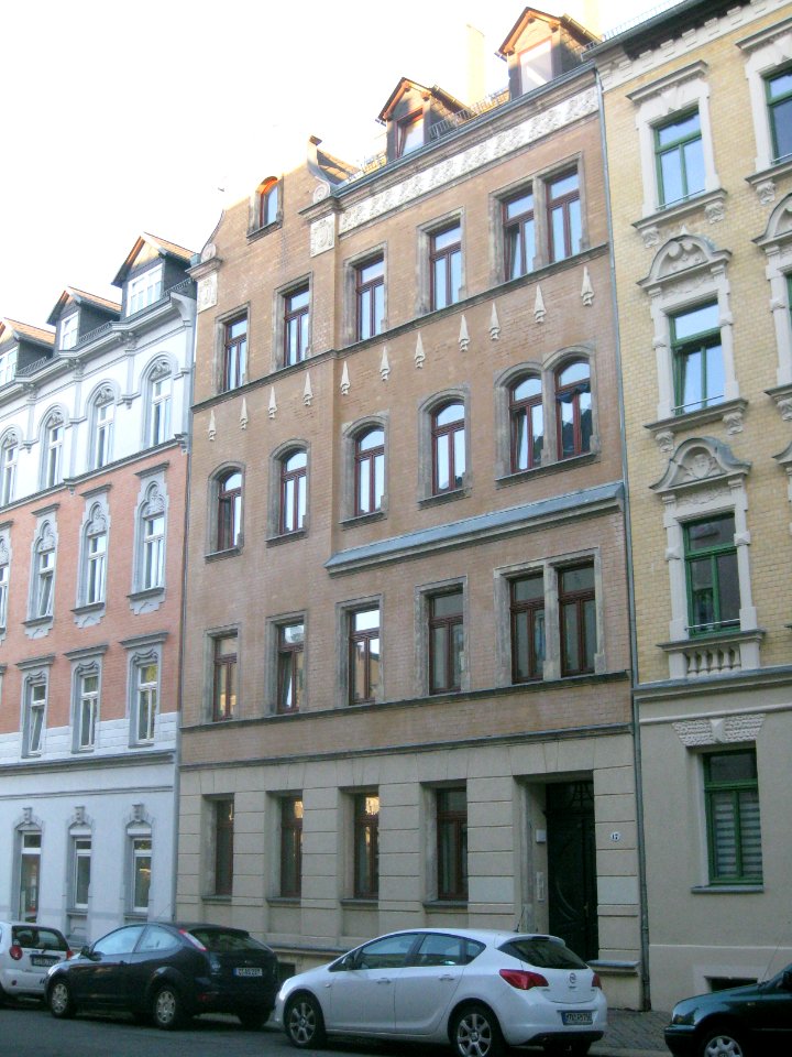 Jahnstraße 17